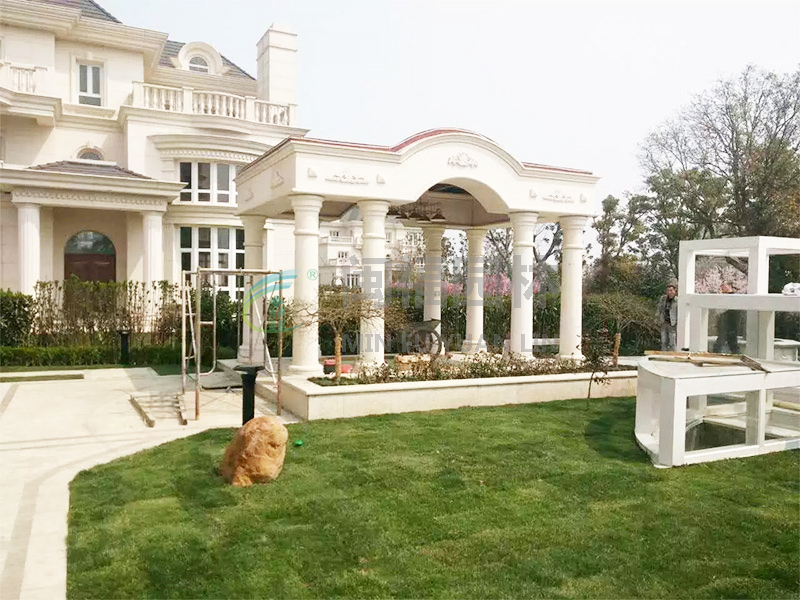 草坪在別墅園林景觀設(shè)計中的主景應(yīng)用